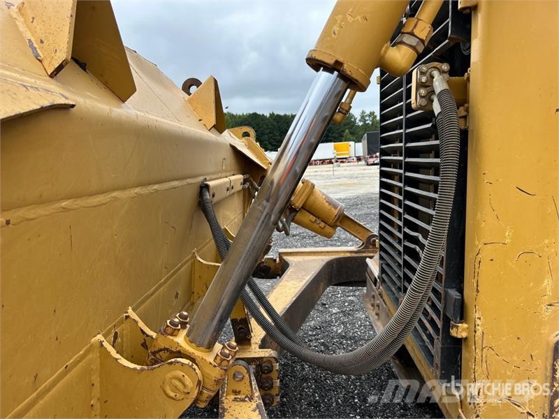 CAT D6T XW Crawler Dozer Kāpurķēžu buldozeri