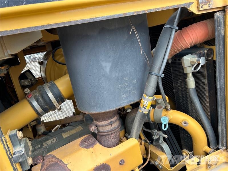 CAT D6T XW Crawler Dozer Kāpurķēžu buldozeri