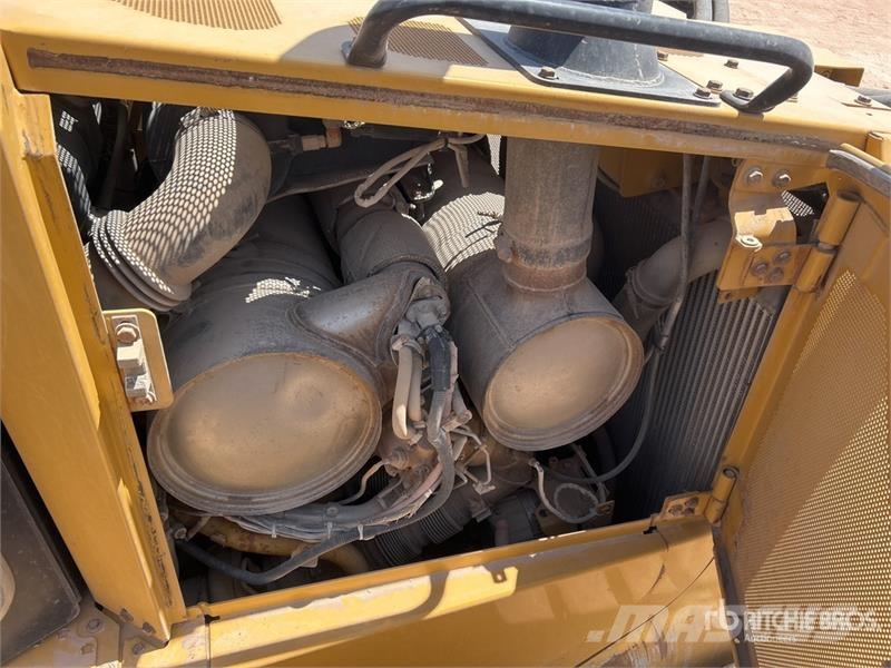 CAT D6TLGP Crawler Dozer (Inoperable) Гусеничные бульдозеры