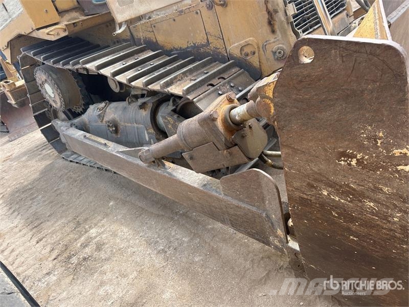 CAT D7R Series II Гусеничные бульдозеры