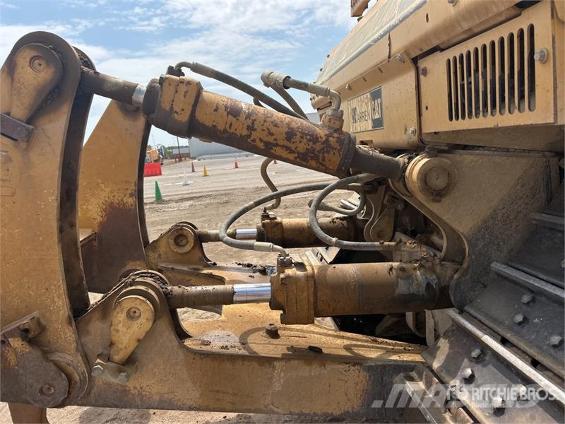 CAT D7R Series II Гусеничные бульдозеры