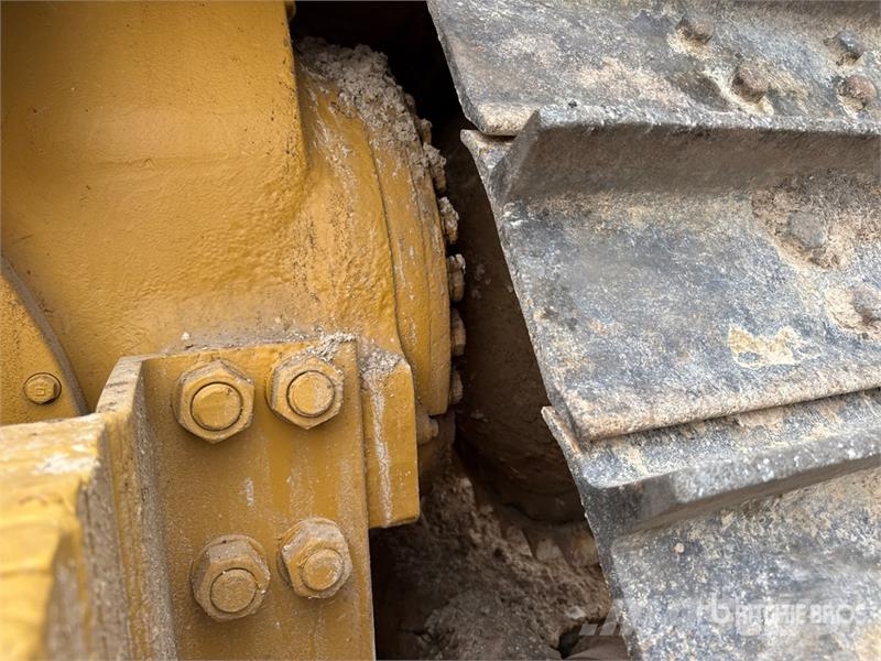 CAT D8L Bulldozer