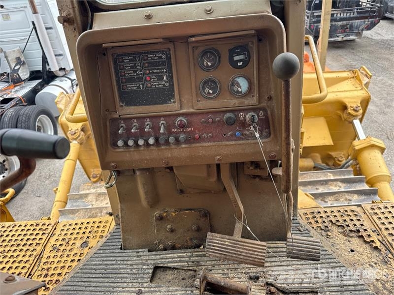 CAT D8L Bulldozer
