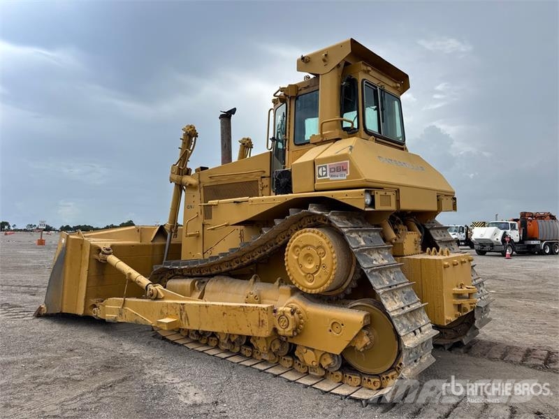 CAT D8L Bulldozer