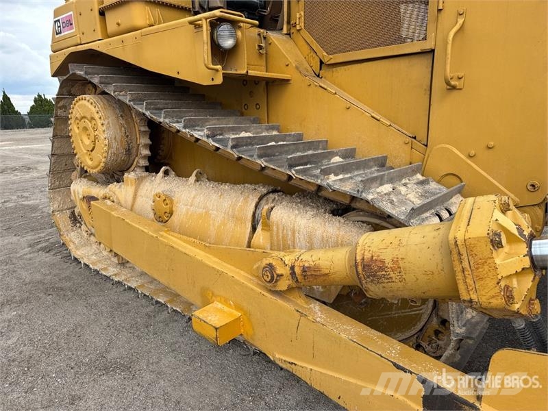 CAT D8L Bulldozer