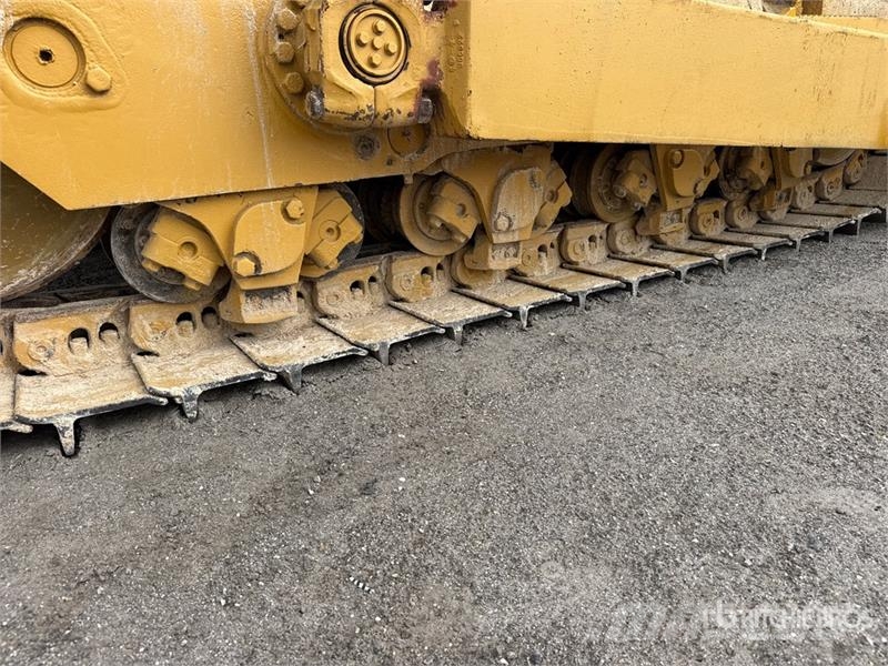 CAT D8L Bulldozer