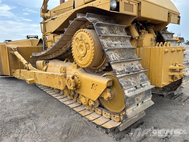 CAT D8L Bulldozer