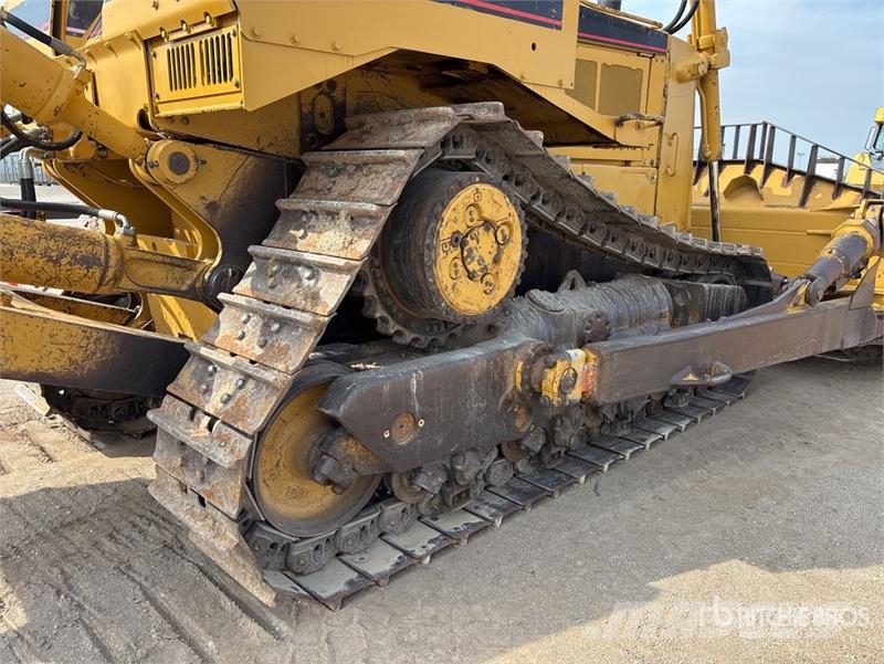 CAT D8R Series II Crawler Dozer Crawler dozers