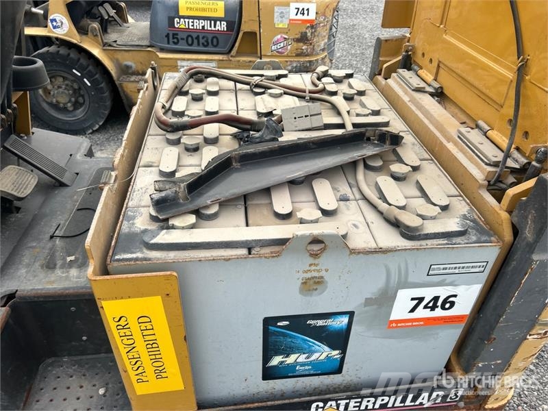 CAT EC20KS 3400 lb Pneumatic Tire Forklift Šakiniai krautuvai - Kita