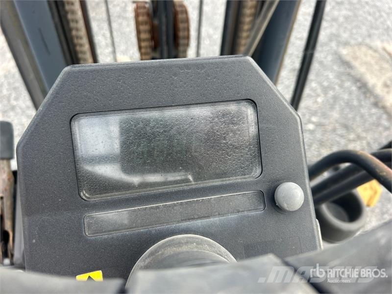 CAT EC20KS 3400 lb Pneumatic Tire Forklift Šakiniai krautuvai - Kita