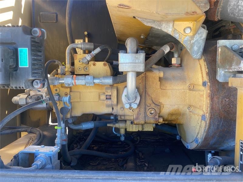 CAT M318D Escavadoras de rodas