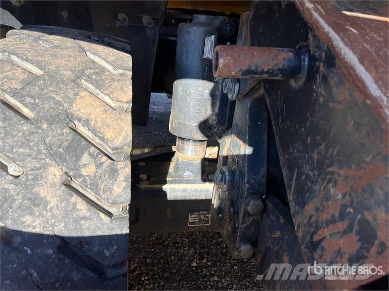 CAT M318D Gravemaskiner på hjul