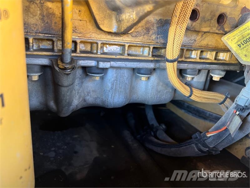 CAT M318D Gravemaskiner på hjul