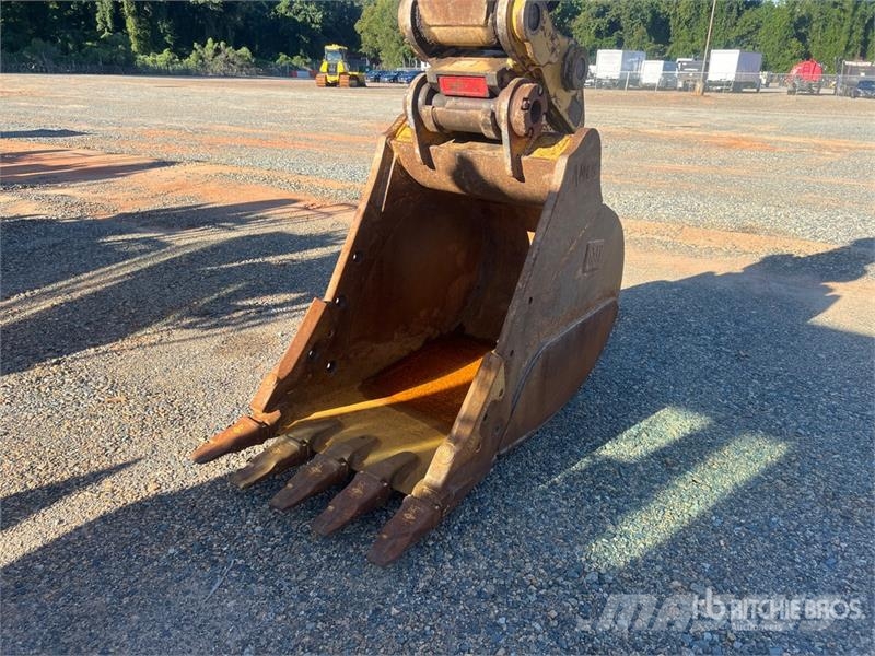 CAT M318D Gravemaskiner på hjul
