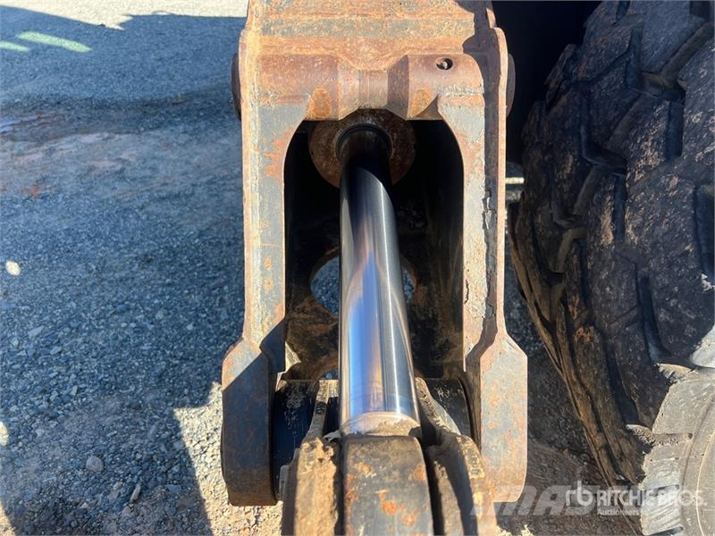CAT M318D Gravemaskiner på hjul
