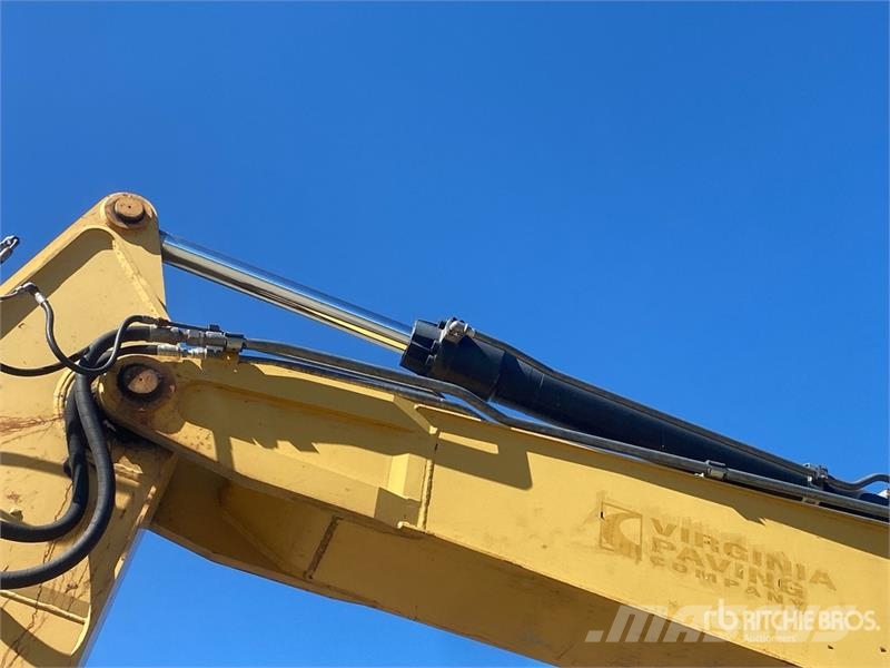 CAT M318D Escavadoras de rodas