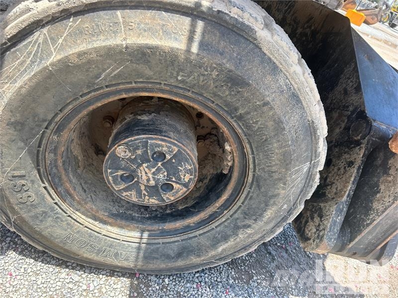 CAT M318F Wheel Excavator Bagri na kolesih