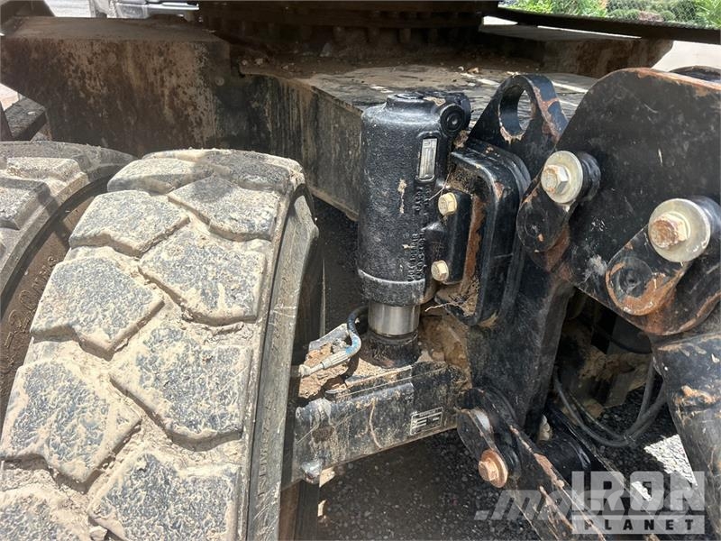 CAT M318F Wheel Excavator Bagri na kolesih