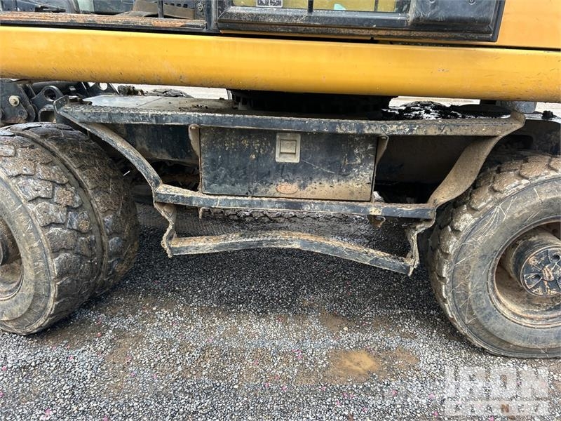 CAT M318F Wheel Excavator Bagri na kolesih