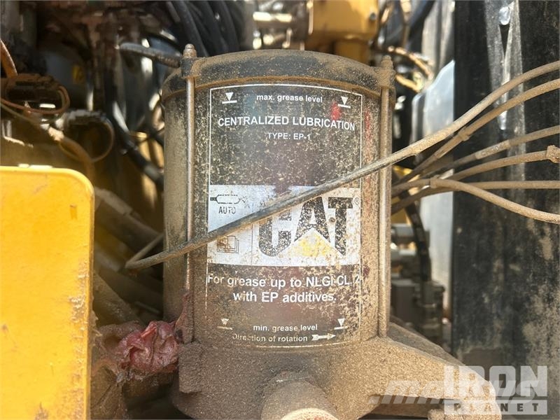 CAT M318F Wheel Excavator Bagri na kolesih