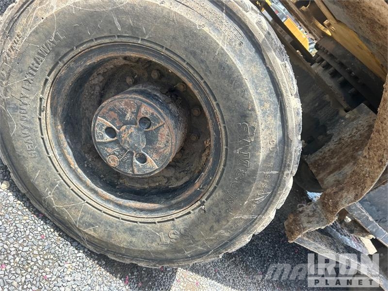CAT M318F Wheel Excavator Bagri na kolesih
