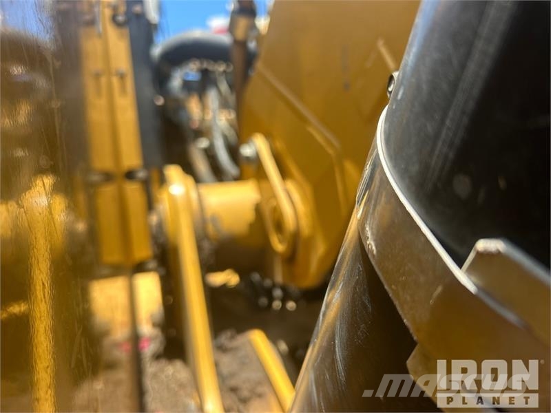 CAT M318F Wheel Excavator Bagri na kolesih