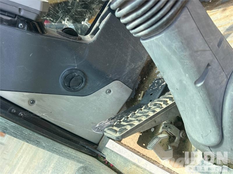 CAT M318F Wheel Excavator Bagri na kolesih