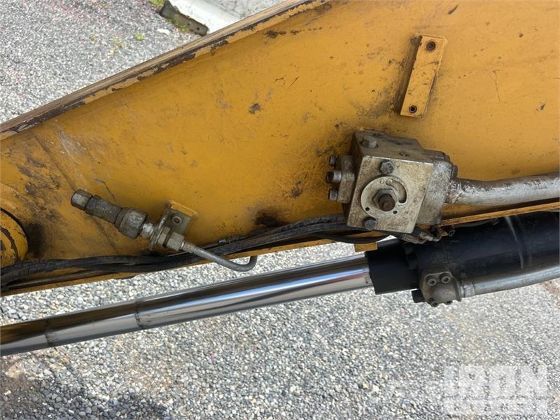 CAT M318F Wheel Excavator Bagri na kolesih