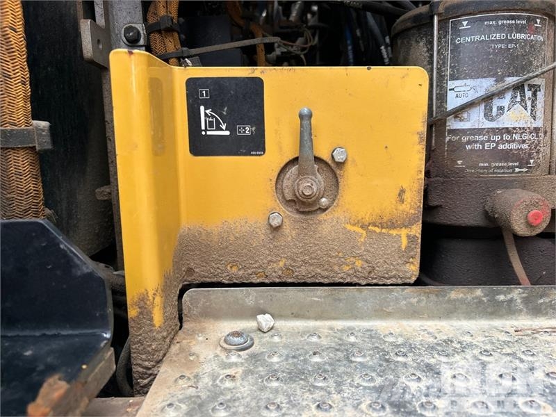 CAT M318F Wheel Excavator Bagri na kolesih