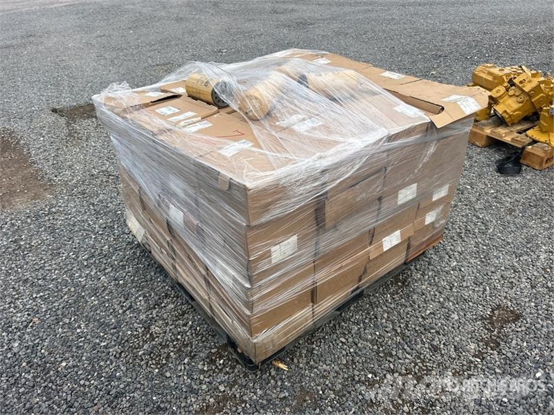 CAT of (200) Cat 457-1527 Fuel/Water Separator Filters Egyéb alkatrészek