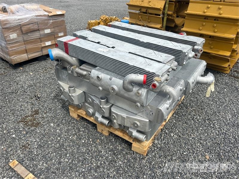 CAT of Cat Oil Coolers (Unused) - Fits Cat D6T Outros componentes