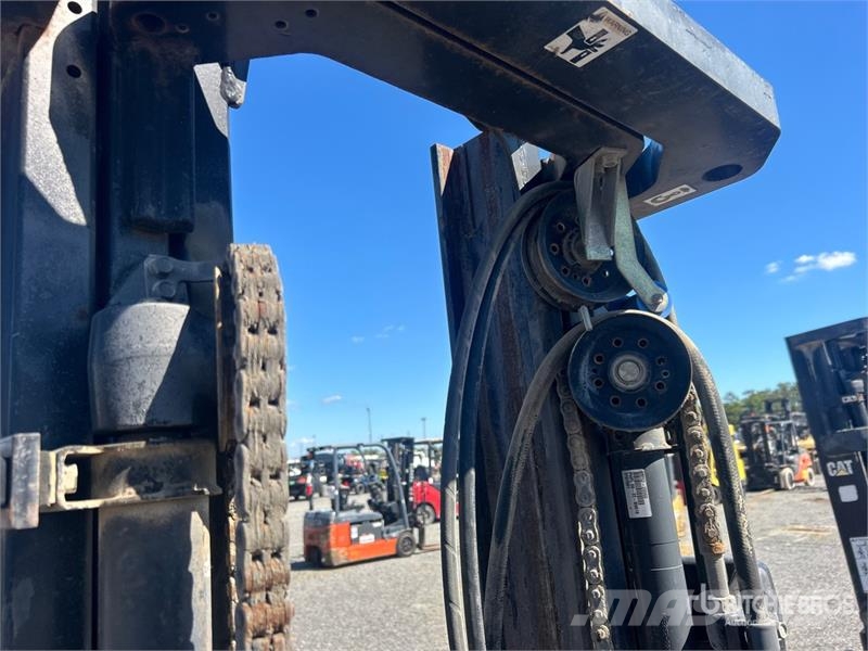 CAT P5000-G-LP 4500 lb Pneumatic Tire Forklift (Inoper 그 외 지게차