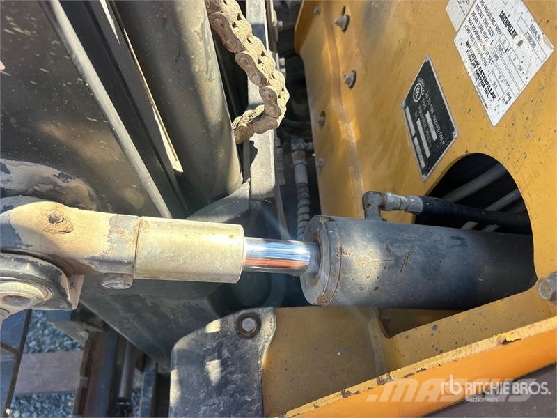CAT P5000-G-LP 4500 lb Pneumatic Tire Forklift (Inoper 그 외 지게차