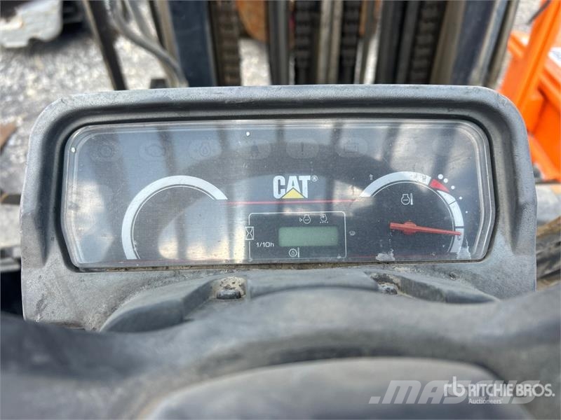 CAT P6000-LPS Pneumatic Tire Forklift (Inoperable) 堆高機(叉車)-其他