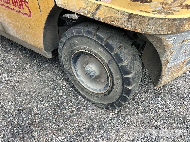 CAT P6000-LPS Pneumatic Tire Forklift (Inoperable) 堆高機(叉車)-其他
