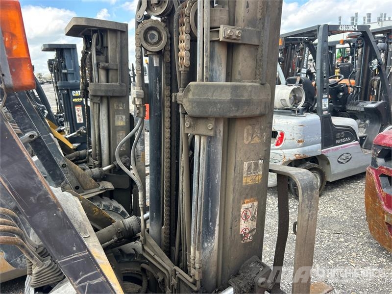 CAT P6000-LPS Pneumatic Tire Forklift (Inoperable) 堆高機(叉車)-其他