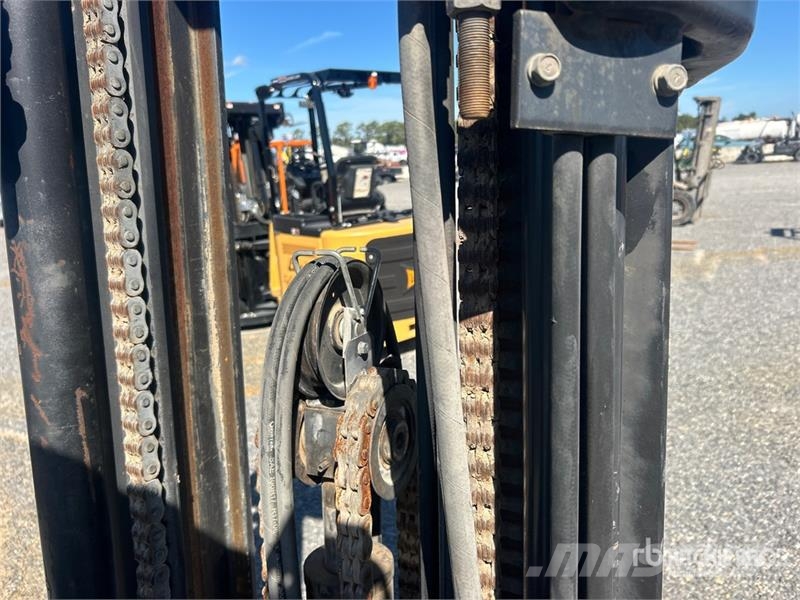 CAT P7000 شاحنات ذات رافعات شوكية - أخرى