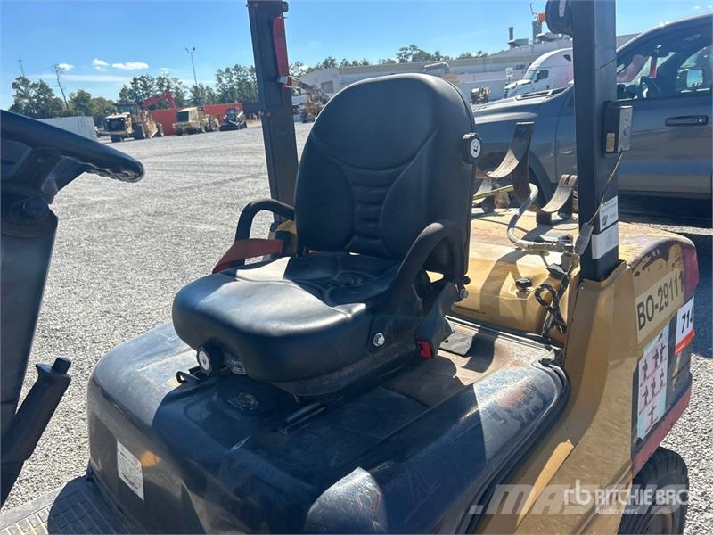 CAT P7000 شاحنات ذات رافعات شوكية - أخرى