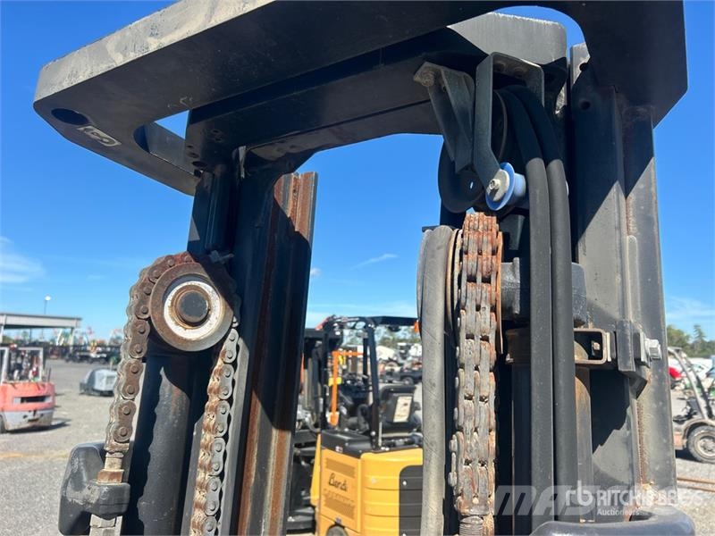 CAT P7000 شاحنات ذات رافعات شوكية - أخرى