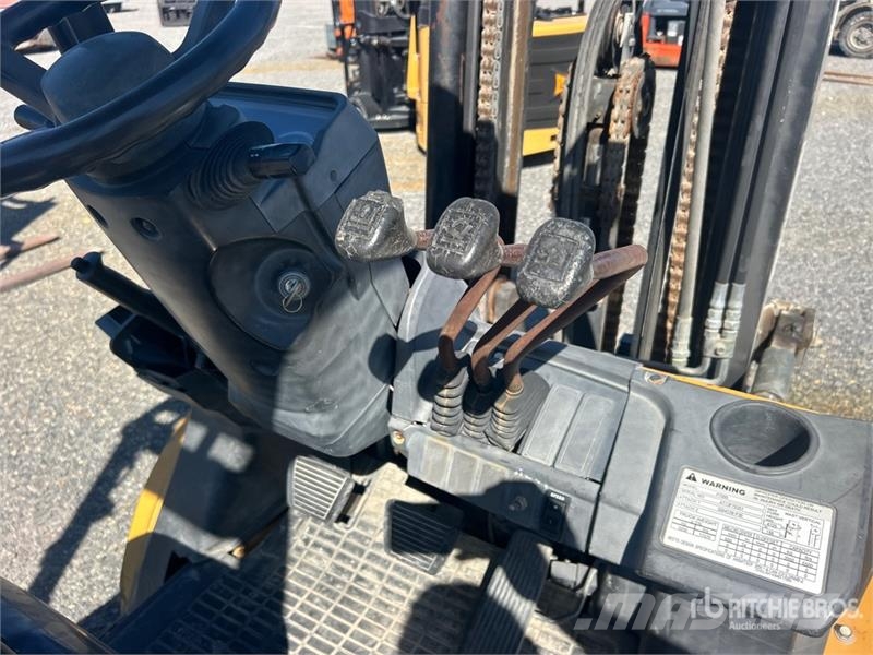 CAT P7000 شاحنات ذات رافعات شوكية - أخرى