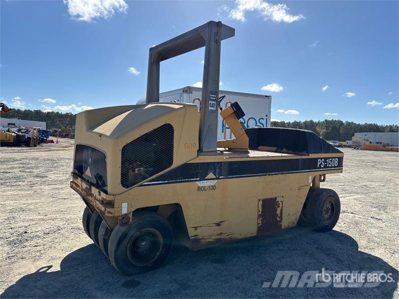 CAT PS-150B Cilindros Compactadores de pneus