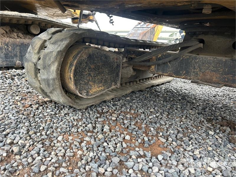 CAT Quantity of 2 Mini Excavator (Inoperable) Minigravemaskiner