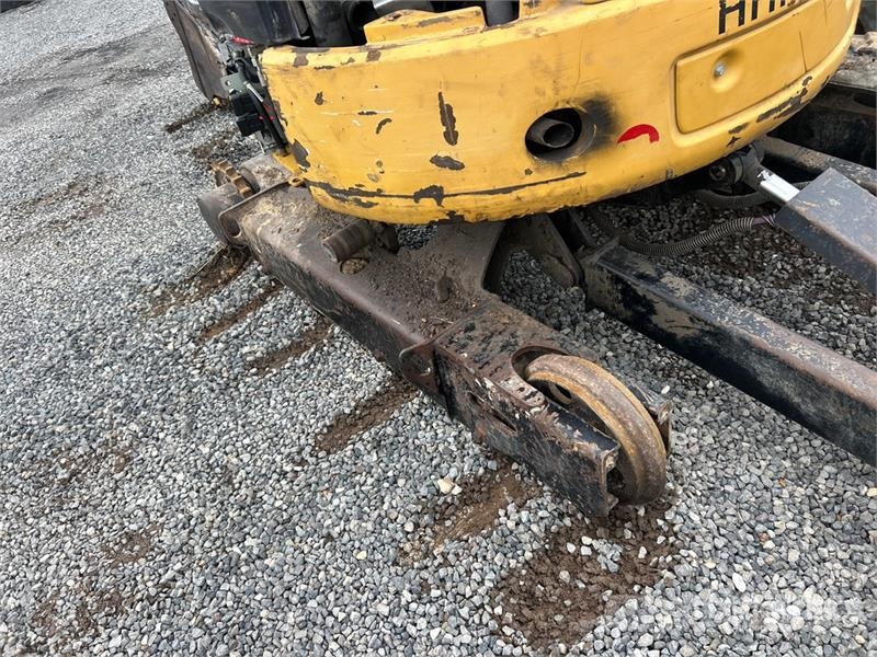 CAT Quantity of 2 Mini Excavator (Inoperable) Minigravemaskiner