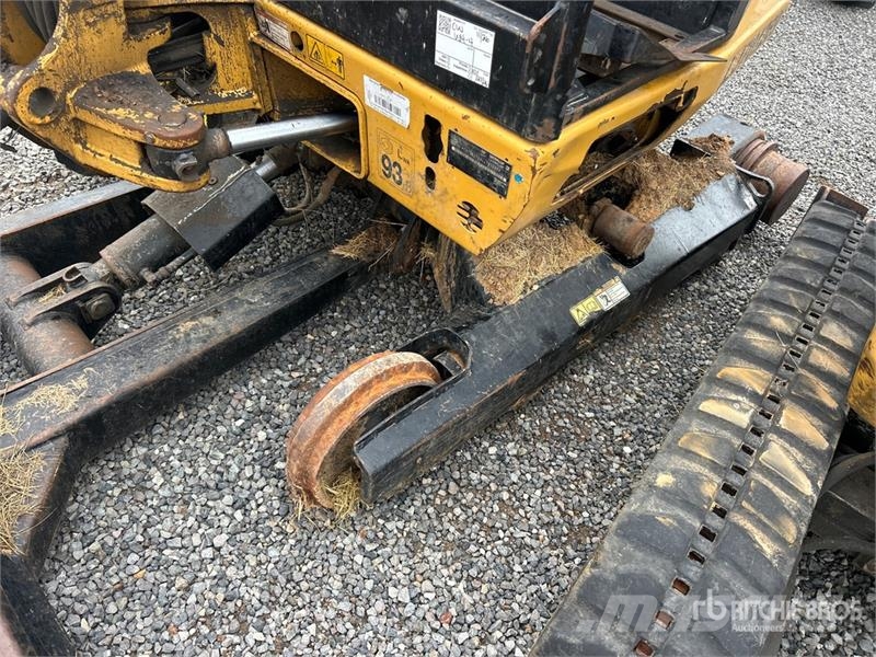 CAT Quantity of (2) Mini Excavator (Inoperable) Mini bagri <7t