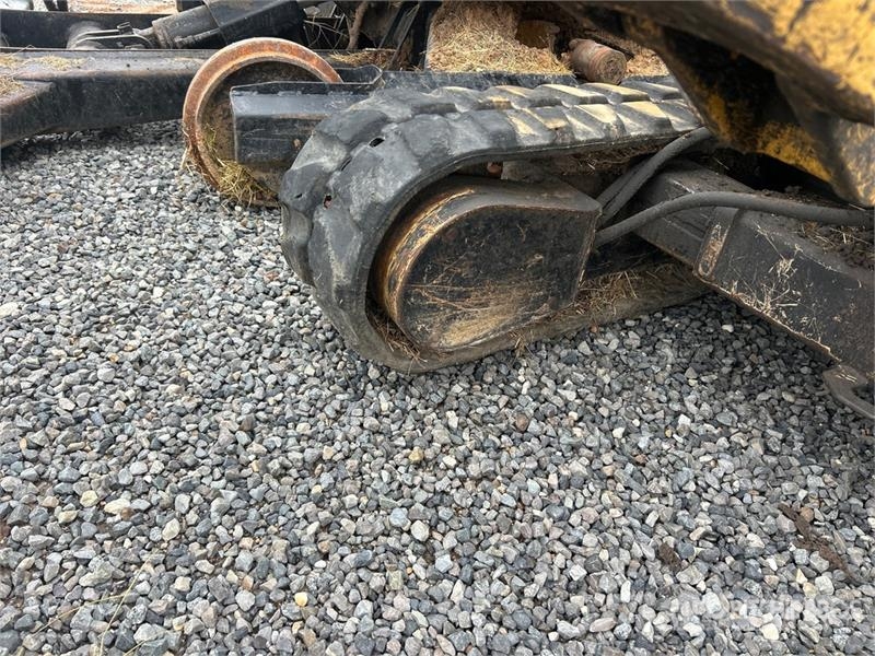 CAT Quantity of (2) Mini Excavator (Inoperable) Mini bagri <7t