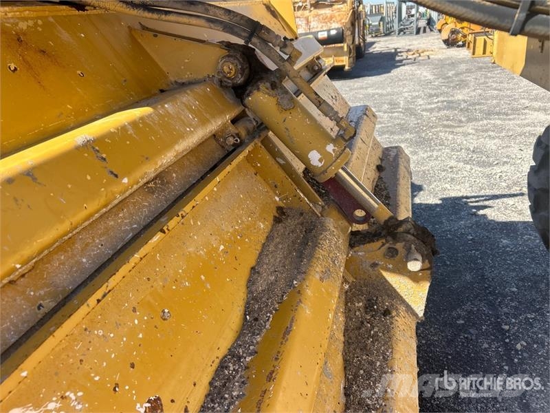 CAT RM-250C Muu