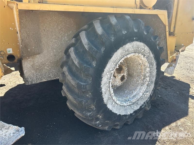 CAT RM-250C Muu