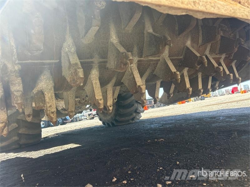 CAT RM-250C Muu