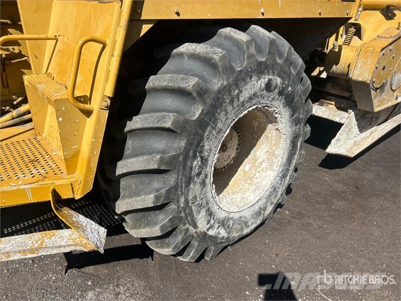 CAT RM-250C Muu