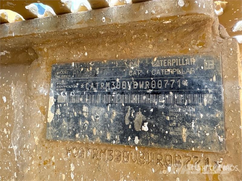 CAT RM300 Wheel Soil Stabilizer Reclaimer Építőipar - Egyebek